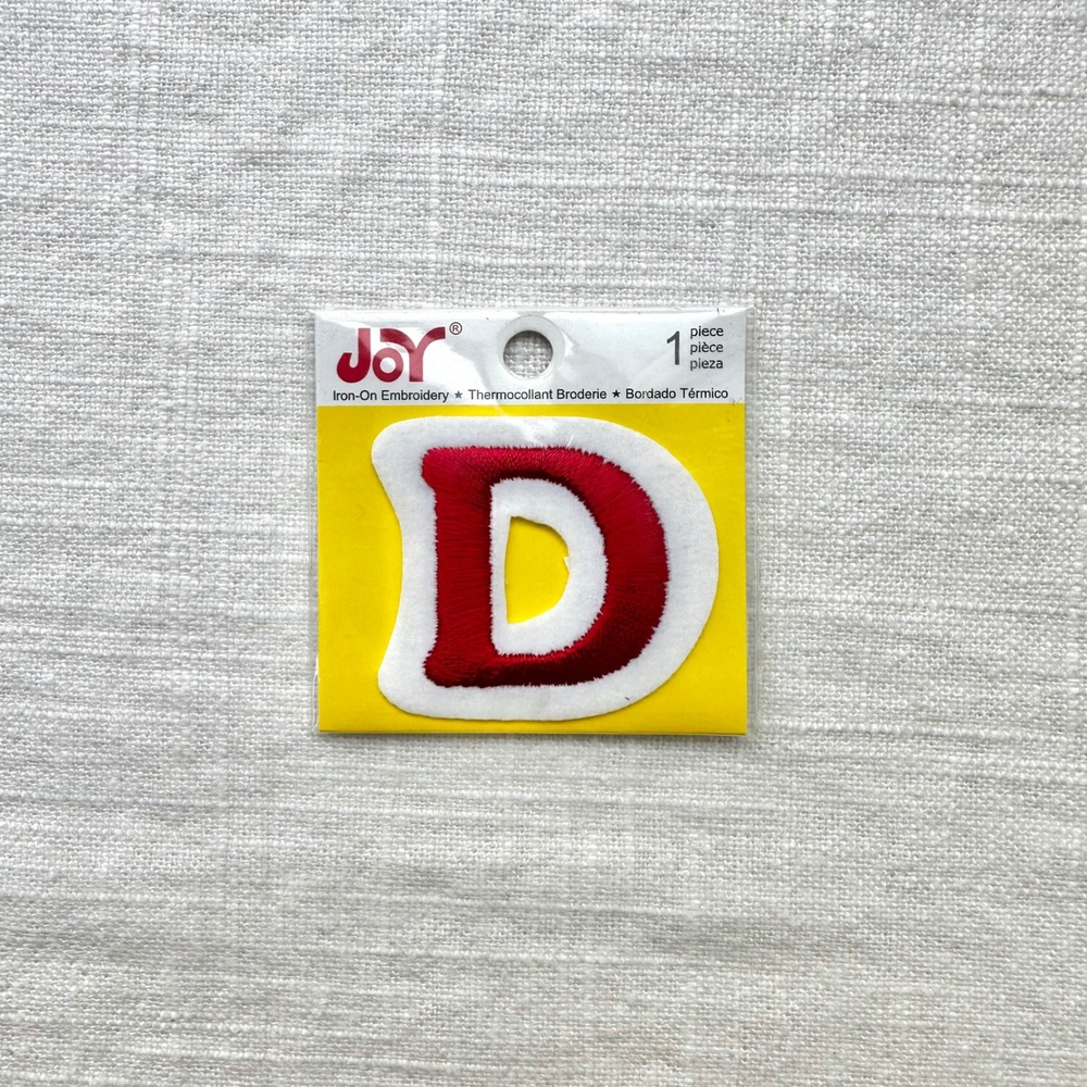 Joy Iron-On Embroidery Letter D Patch Red White Varsity Block 1.5-R-D NEW